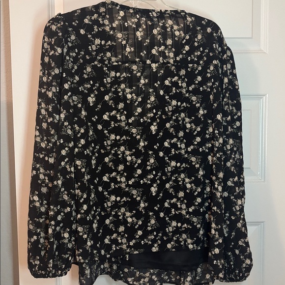 And Now This Black Floral chiffon v neck top SZ 1X plus size puffy sleeve NWT - Picture 2 of 14